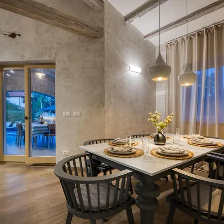 Mariva By Qubo * Krmed